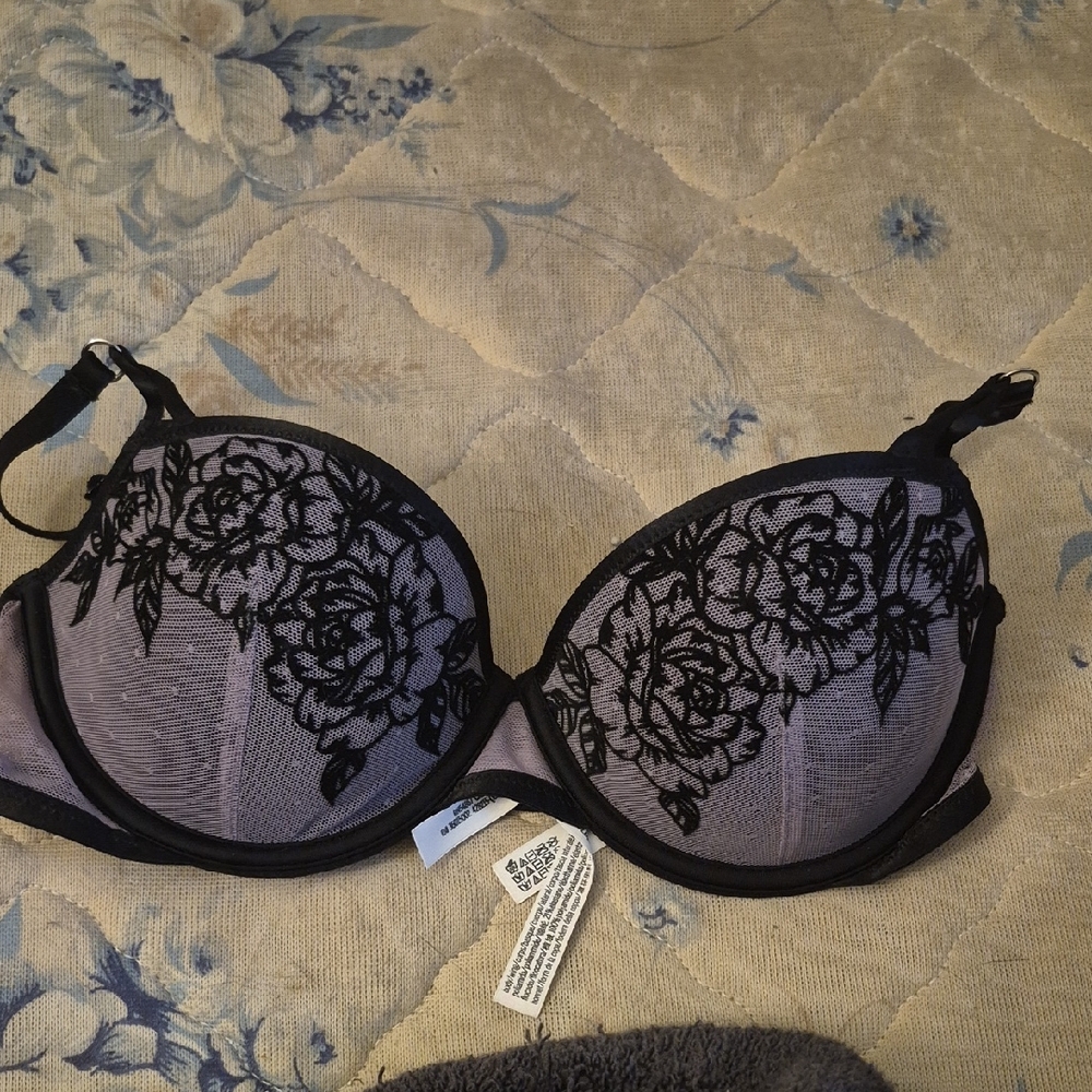 Victoria's Secret Black Floral Lace Bra